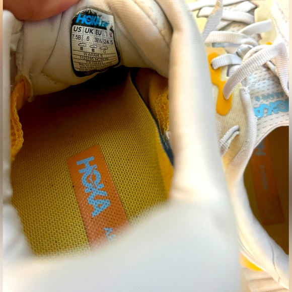 HOKA ONE ONE ARAHI 6 Sunlit Orange Creamsicle White - Picture 8 of 10